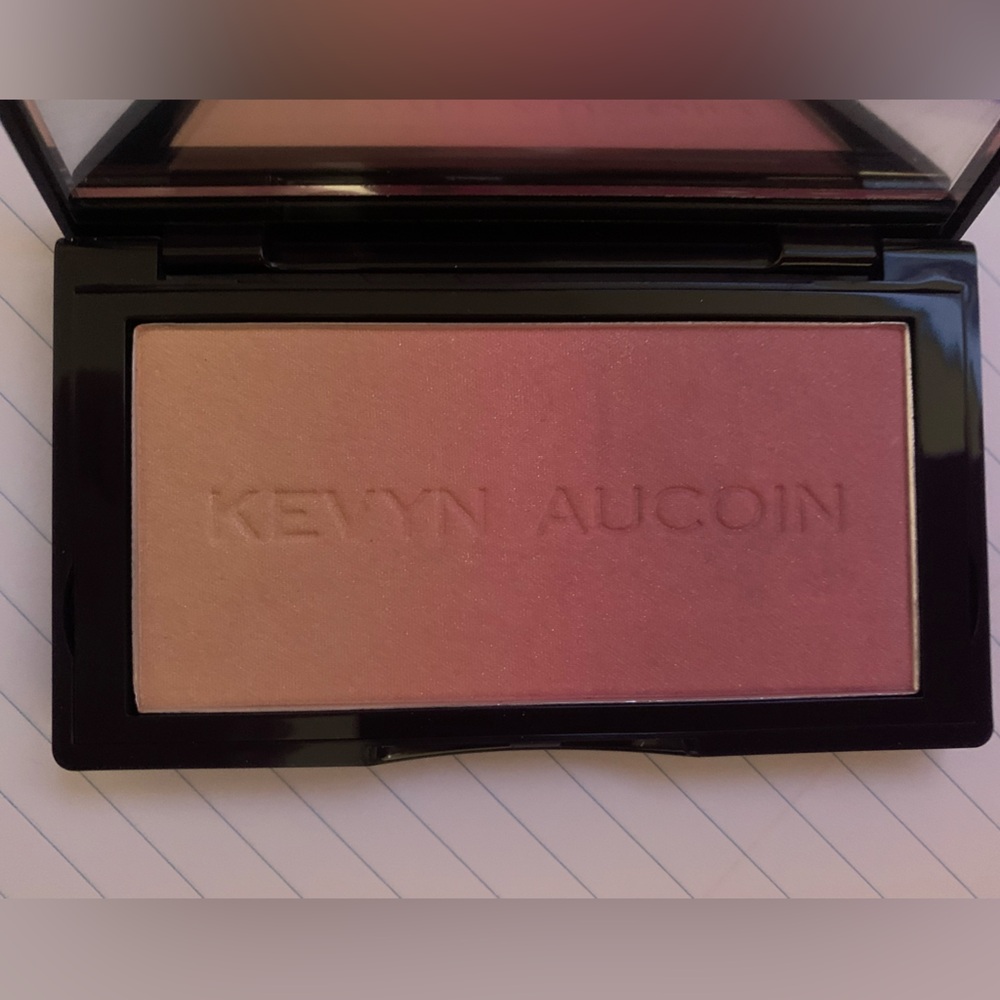 Kevyn Aucoin Dual-Tone Blush - Peach and Rose